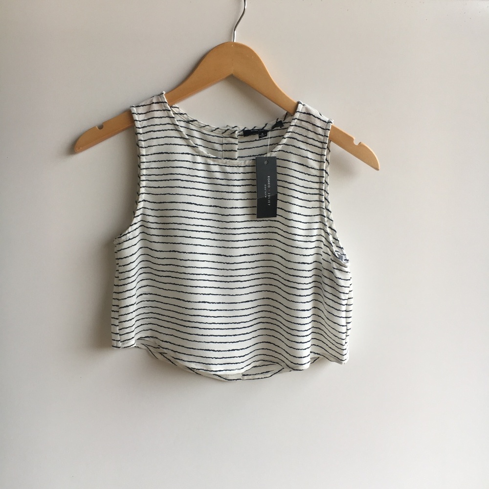 NWT Romeo + Juliet Couture Striped Crop Tank